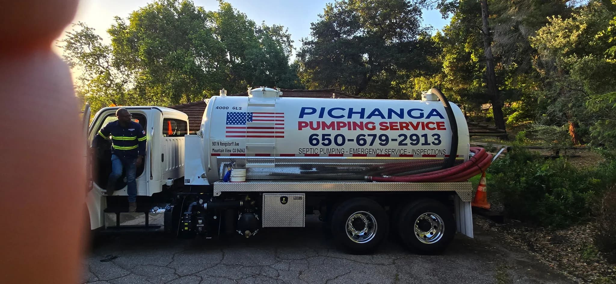 Pichanga Pumping Service equipment truck